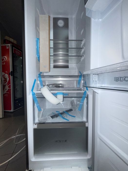 Frigorífico sem congelador, becken novo em caixa