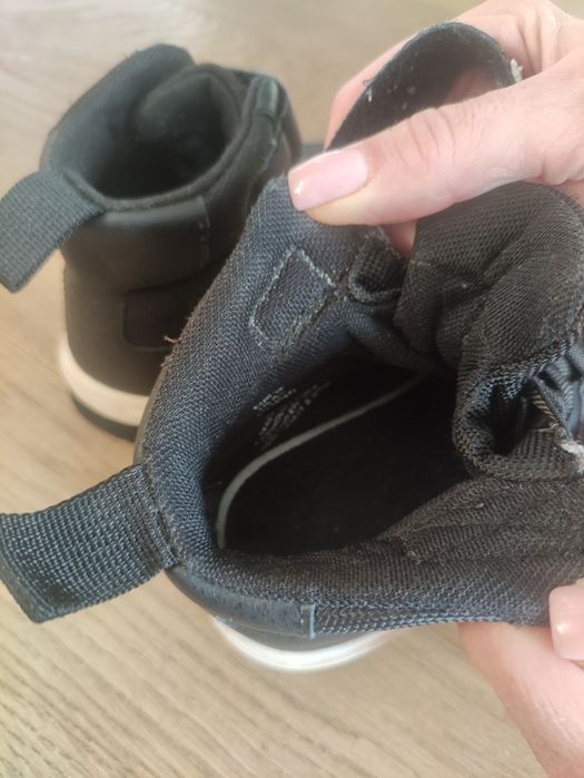 Wodoodporne lekkie buty idealne na wiosne
