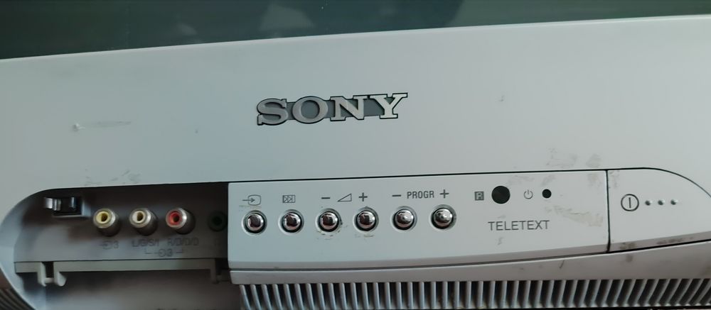 Продається робочий телевізор Sony KV-21LS30K в М. ЛУЦЬКУ