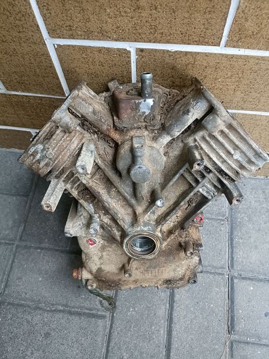 Cylinder blok karter do traktorek kosiarka Briggs vanguard tuleja 68mm