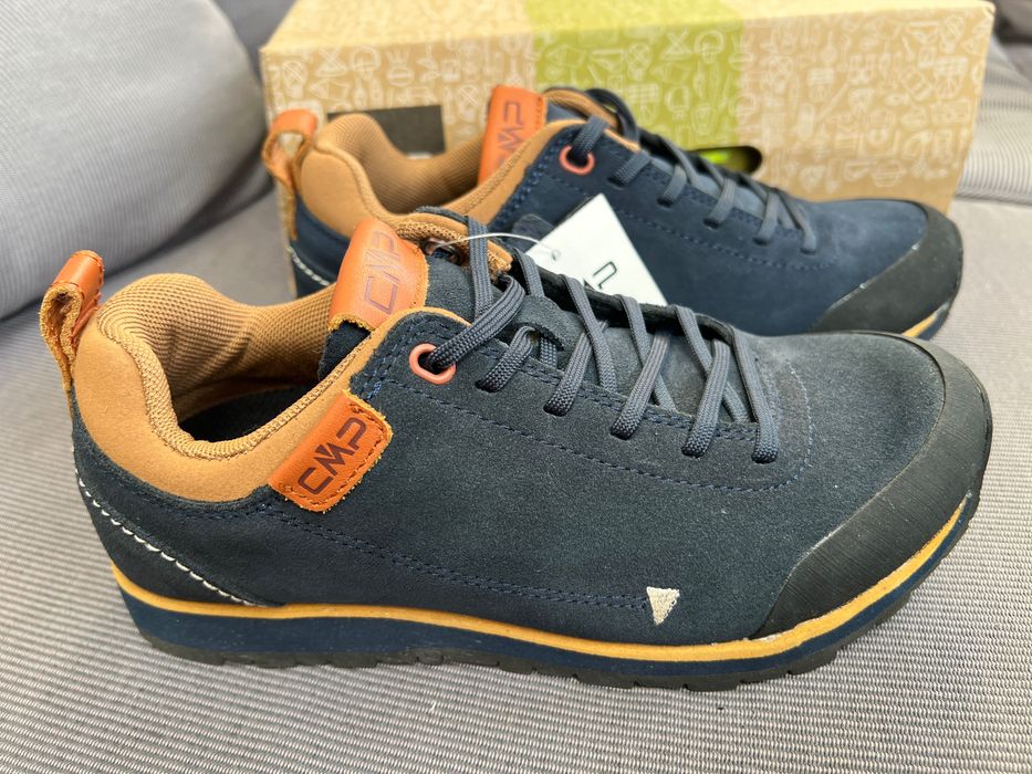 Trekkingi skórzane CMP roz 36/23,5 cm granatowe unisex