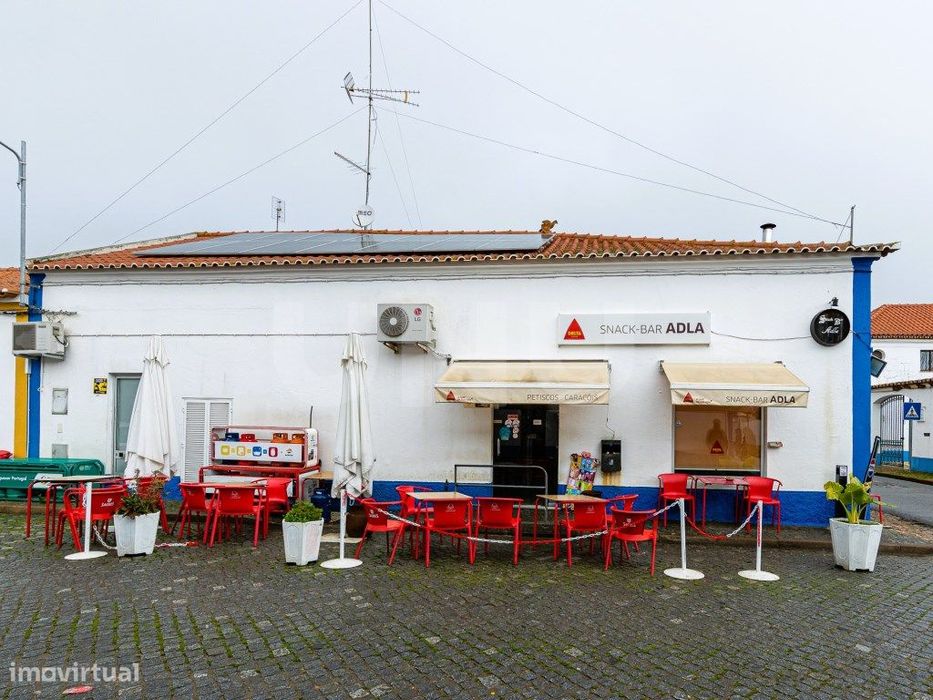 Snack-Bar em Funcionamento | Vila de Montoito