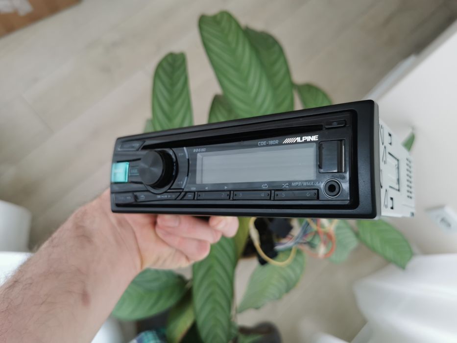 Alpine CDE 180R Оригінал