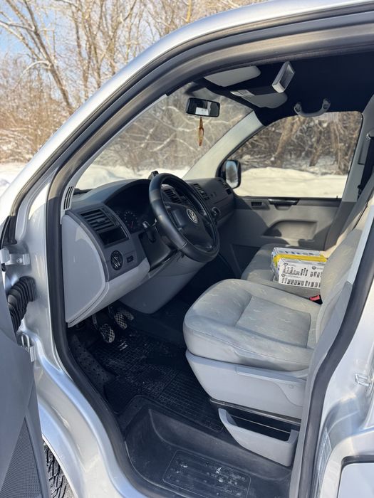 Продам Volkswagen т 5 пас 8+1 власник