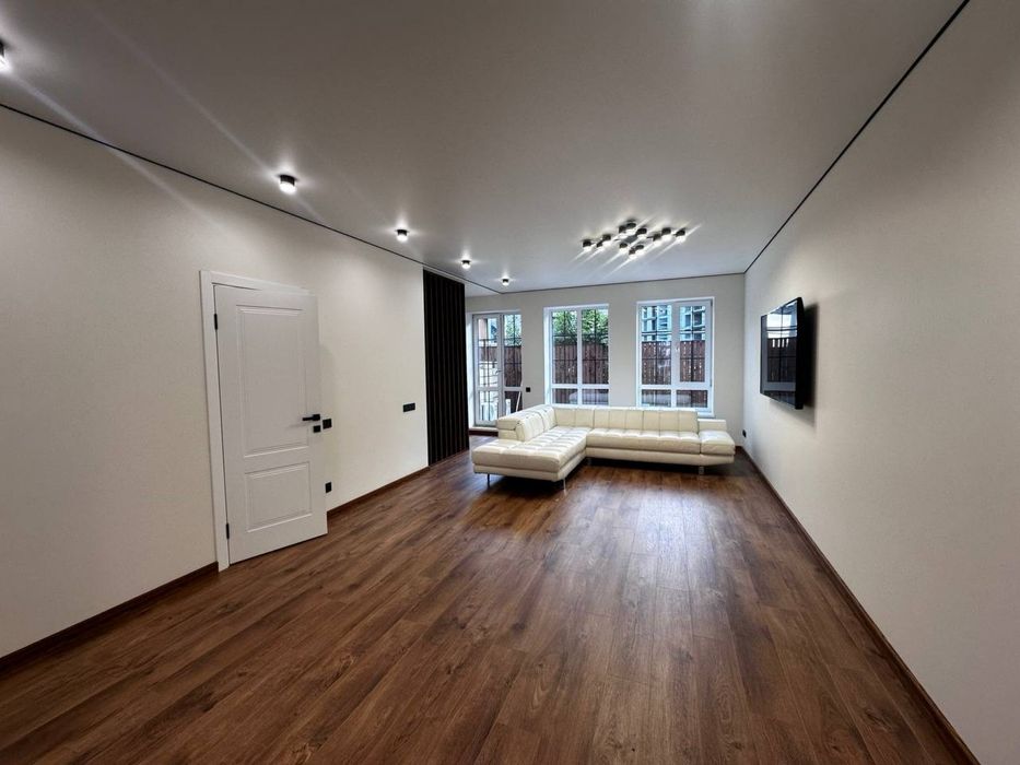 Ліски. Будинок з ремонтом та меблями. Від власника. Море поруч