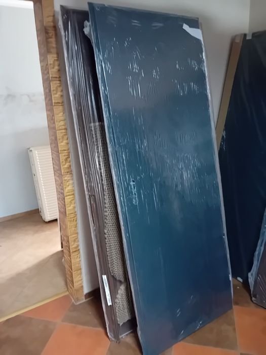 Drzwi techniczne nowe