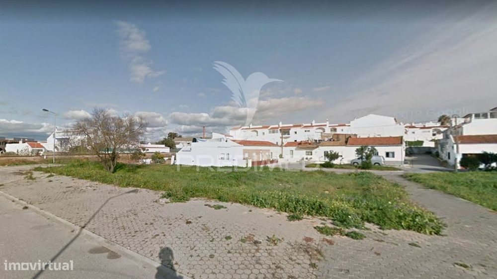 6 Urban Plots for Construction, Buildings, and Residential Use