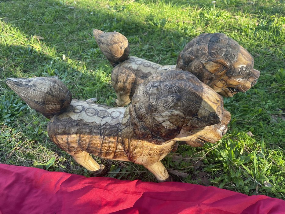 Par de cão Foo em osso