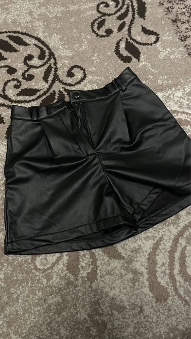шкіряні шорти розмір xs-s