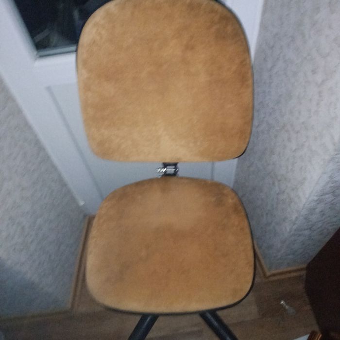 Продам компютерное кресло