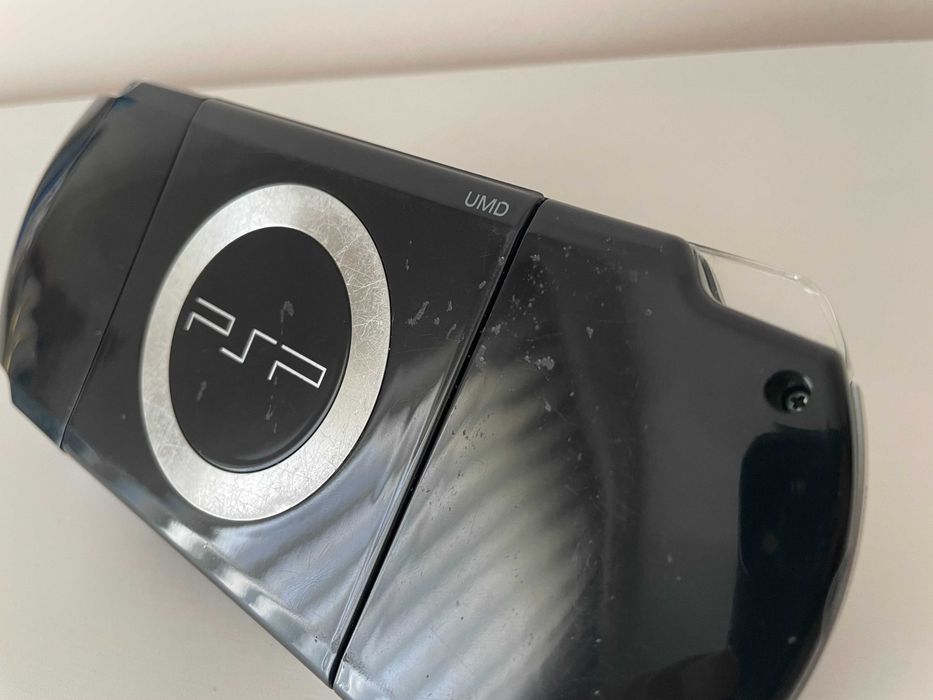 Sony PSP-2004 Piano Black - Ecrã Novo Instalado / Revisitada e Testada!