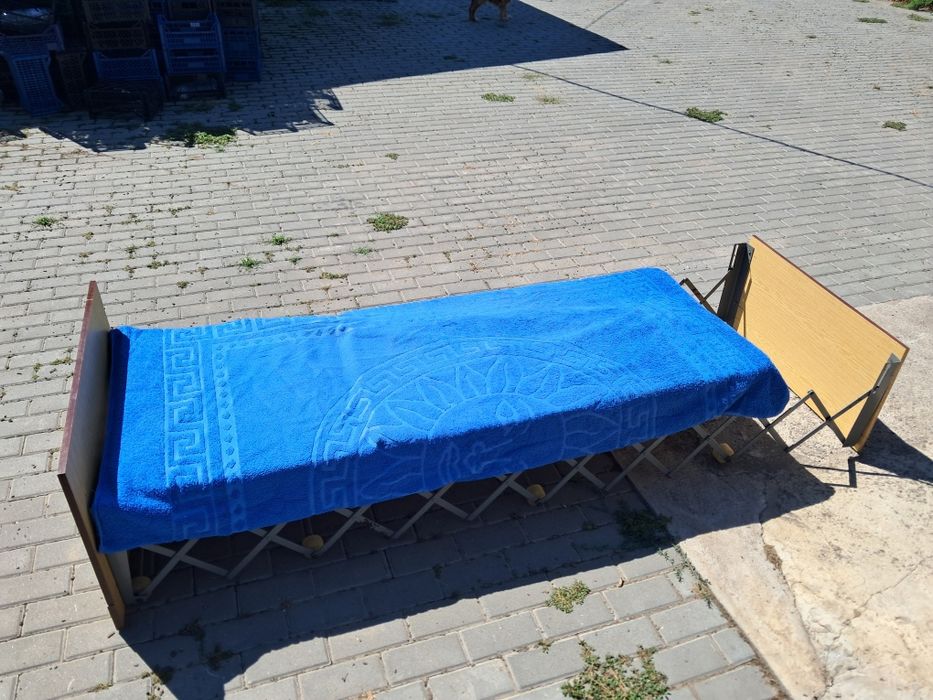 Продам  дивани і ліжко