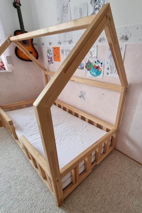 Drewniane łóżko domek 160 x 80