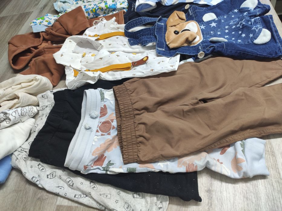 Великий набір одягу для хлопчика, розмір 74-80