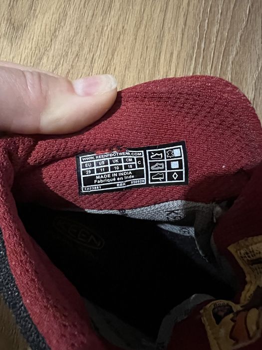 Черевики KEEN .