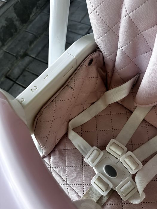 Стульчик для годування CARRELLO Caramel .