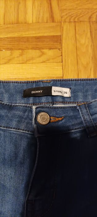 Spodnie jeansy Sinsay 36