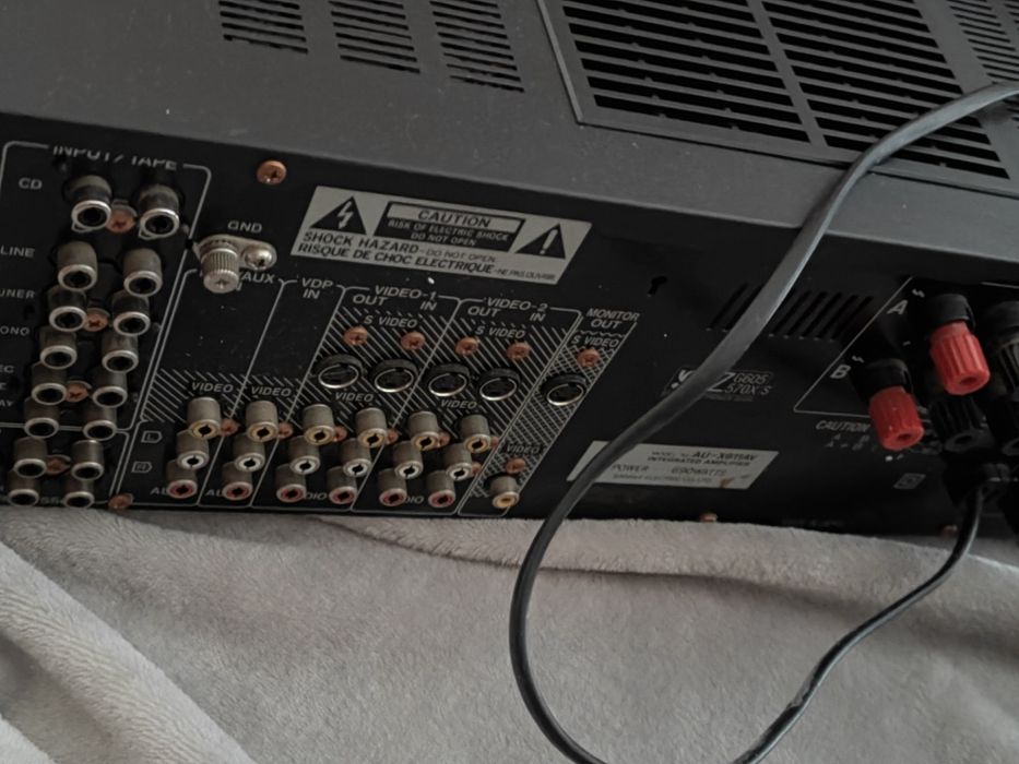 Wzmacniacz Sansui AU-X611AV