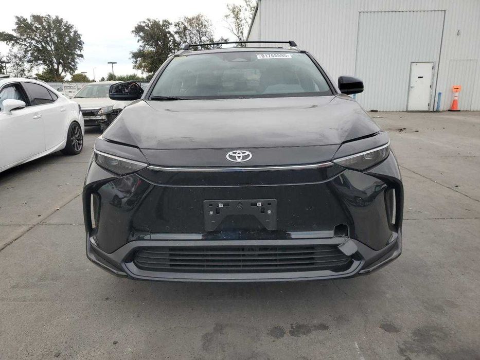 Бампер Toyota Bz4X розборка Тойота Бз4Х шрот