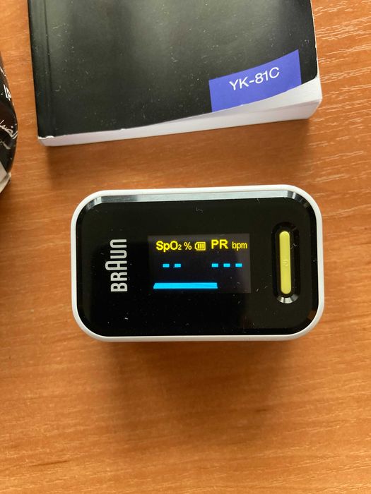 Braun YK-81CEU Pulsoksymetr medyczny napalcowy