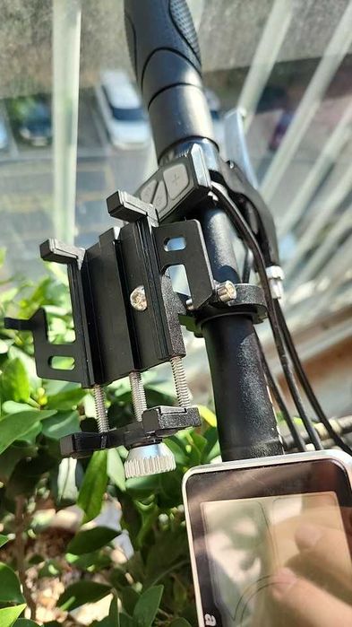 Тримач для телефона на руль велосипеда держатель на руль мото