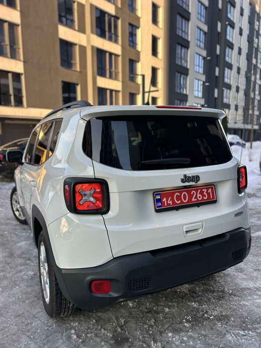 Jeep Renegade 2018 • Автомат • 2.4 Бензин • Свіже авто