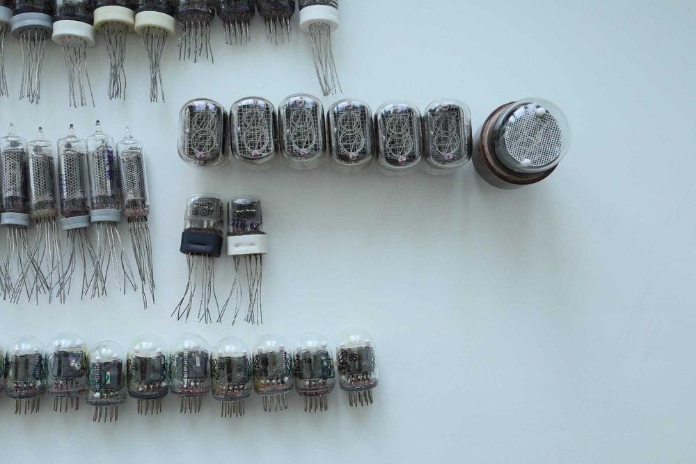 Продам лампы ИН-1;2;12;14;16;17;19А