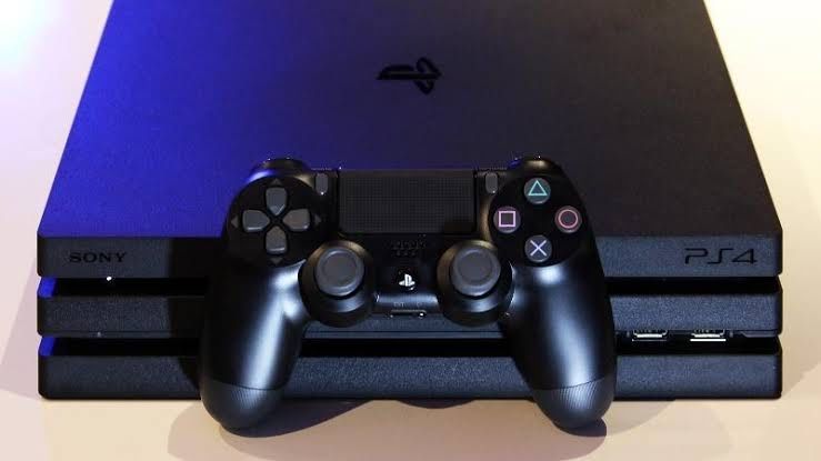 Konsola ps4 pro
