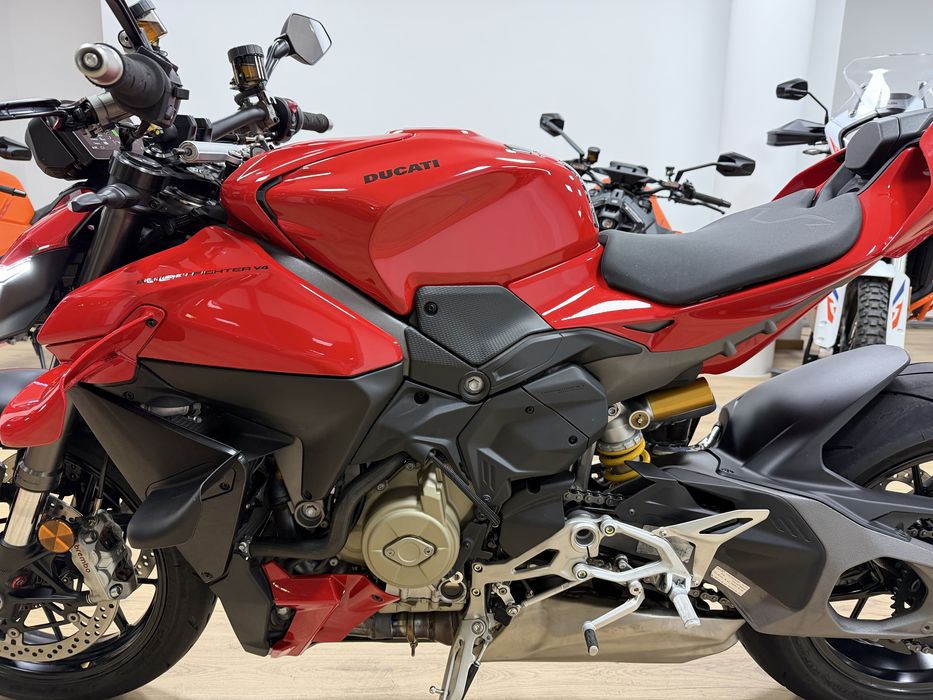 Ducati Streetfighter V4 de 2025