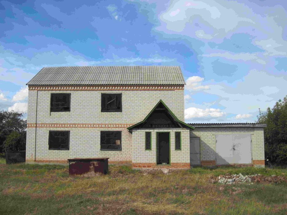 Двоповерховий будинок біля Дніпра - ваш комфортний дім у Градизьку