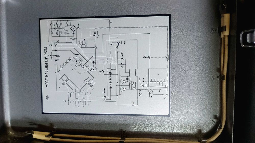 Przyrząd pomiarowy typu R334