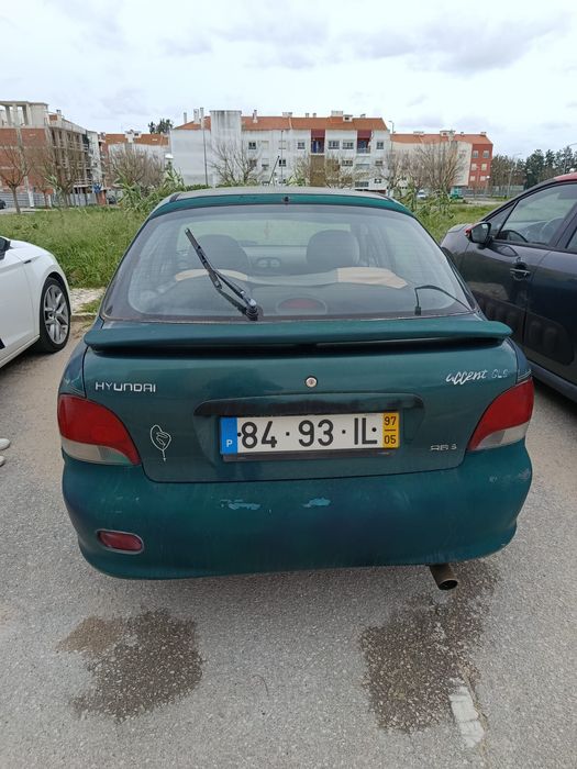 Hyundai accent 1.3 anda diariamente - motor fiável