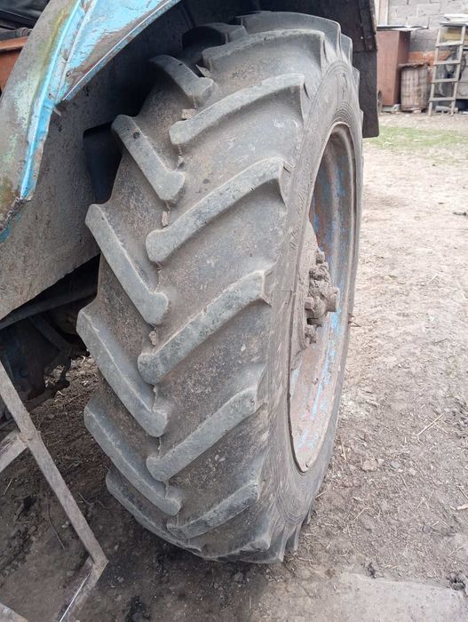 Продам трактор мтз