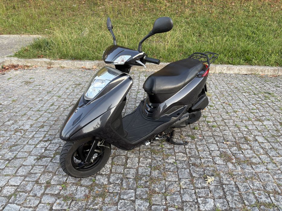 YAMAHA 125 ( só 8500km reais ) de 2009