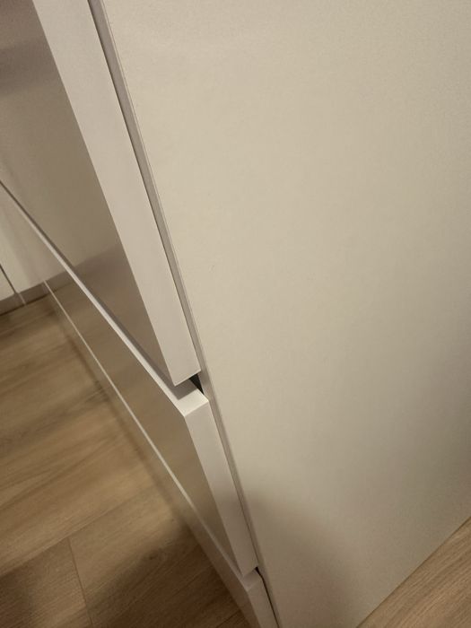 Komoda z szufladami biała