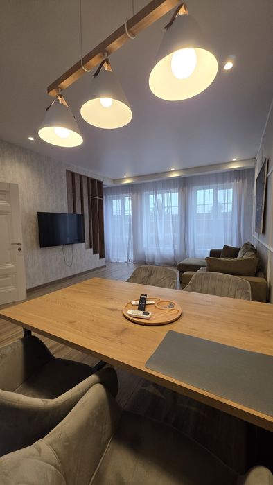 Затишний сучасний будинок