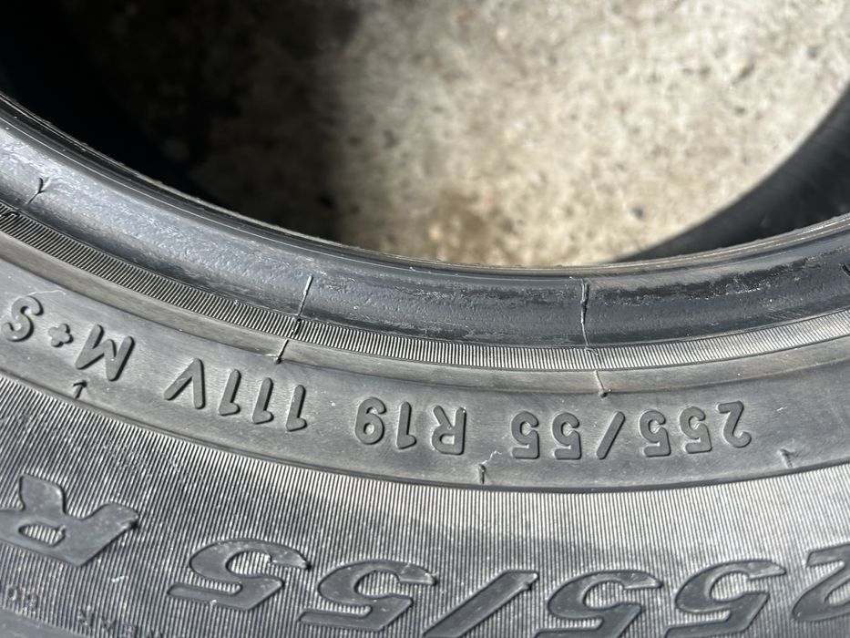 Opony caloroczne 255/55R19 x 4 szt Pirelli