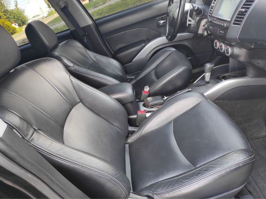 Шрот розборка outlander аутлендер xl 3.0