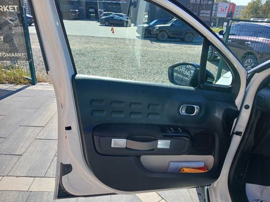 Автомобіль CITROEN C3