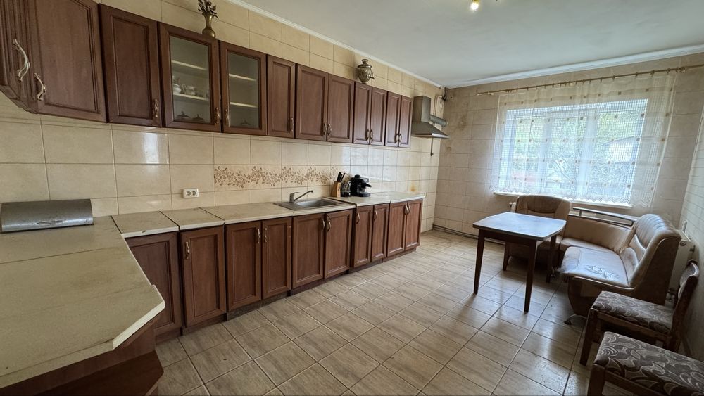 Продам будинок в м.Городок Хмельницькоі обл.