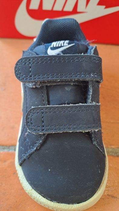 Tenis Nike Court Royale tamanho 19,5