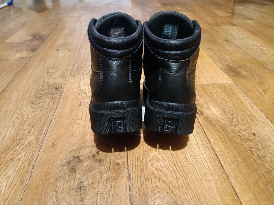 Skechers ( Жіночі черевики)