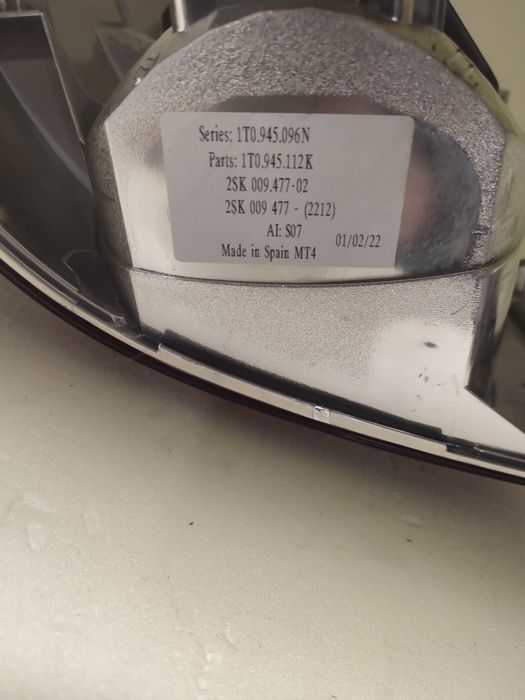 Lampa Tył Prawa VW Touran I Lift Nowa 07r-10r Oryginał
