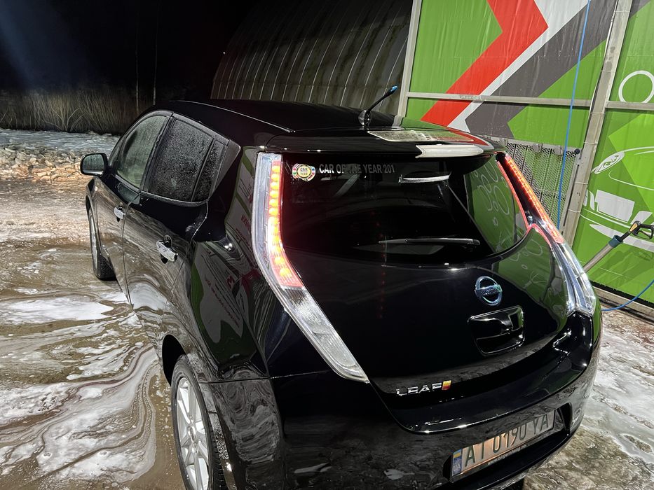 Продається нісан LIeF в гарному стані