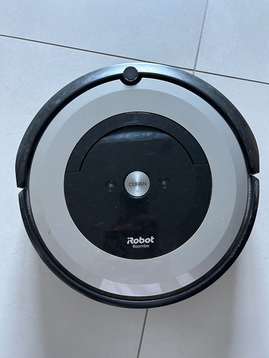 Aspirador iRobot Roomba E5