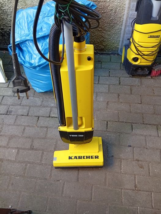 Karher TBS 32 Odkurzacz do dywanów
