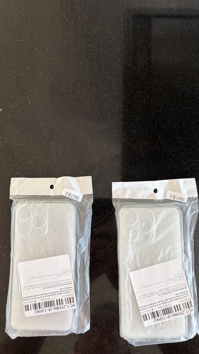 Etui iPhone 13 pro.