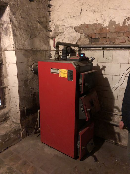 Продам приміщення (ферма)