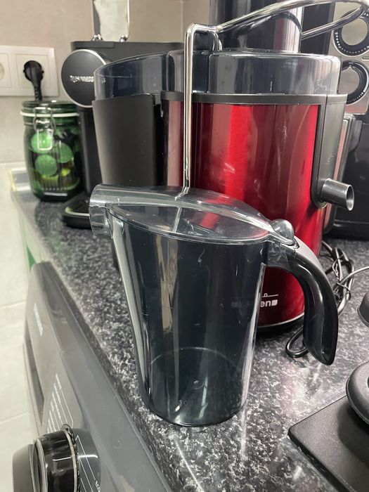 Máquina de Sumos Kuken