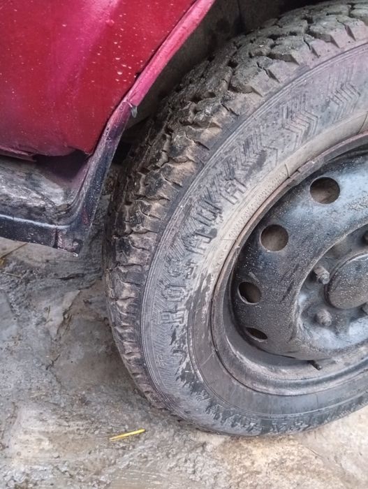 ВАЗ 2121 автомобіль